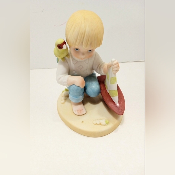 SHIPMATES Boy With Sailboat Figurine Nursery Decor By Maggie Murphy Vintage - Picture 2 of 9